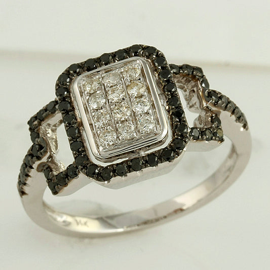 14KW 0.55CTW BLACK & WHITE DIA FANCY RING