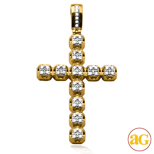 14KY 1.35CTW DIAMOND SQUARE CLUSTER CROSS PENDANT