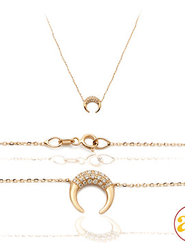 14KY 0.15CTW DIAMOND NECKLACE - FLAT CRESCENT