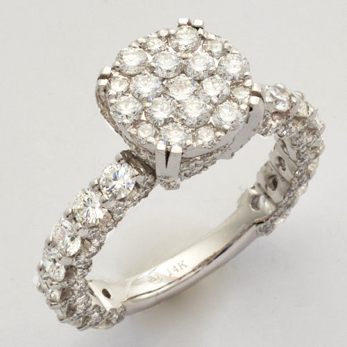 14KW 3.00CTW ROUND CLUSTER DIAMOND RING