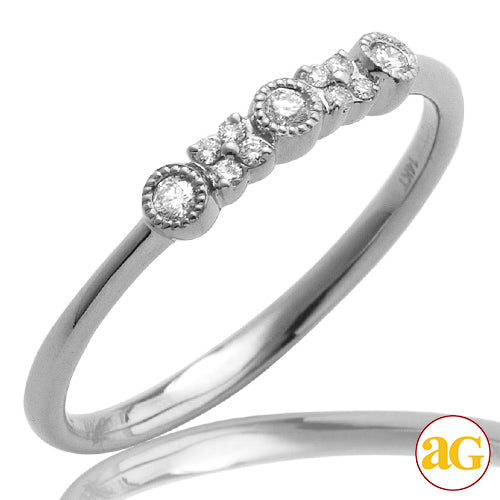 14KW 0.09CTW DIAMOND ALTERNATING DESIGN RING