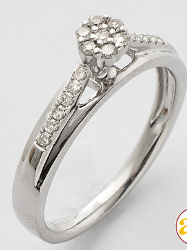 14KW 0.25CTW FLOWER DIAMOND PROMISE RING