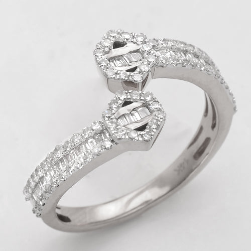 14KW 0.70CTW DIAMOND BAGUETTE & ROUND CUT CUFF