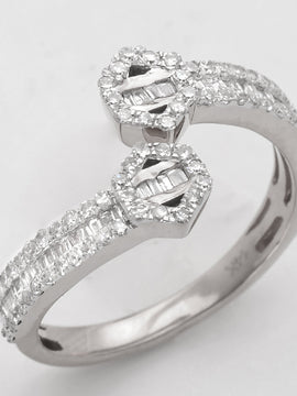 14KW 0.70CTW DIAMOND BAGUETTE & ROUND CUT CUFF